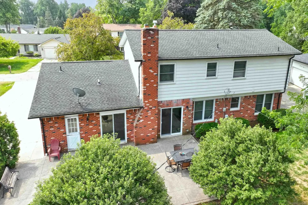 5417 Fieldcrest Drive Utica City, MI 48316
