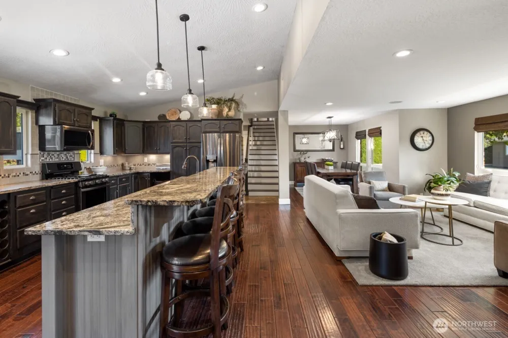 109 Bond Drive Castle Rock, WA 98611