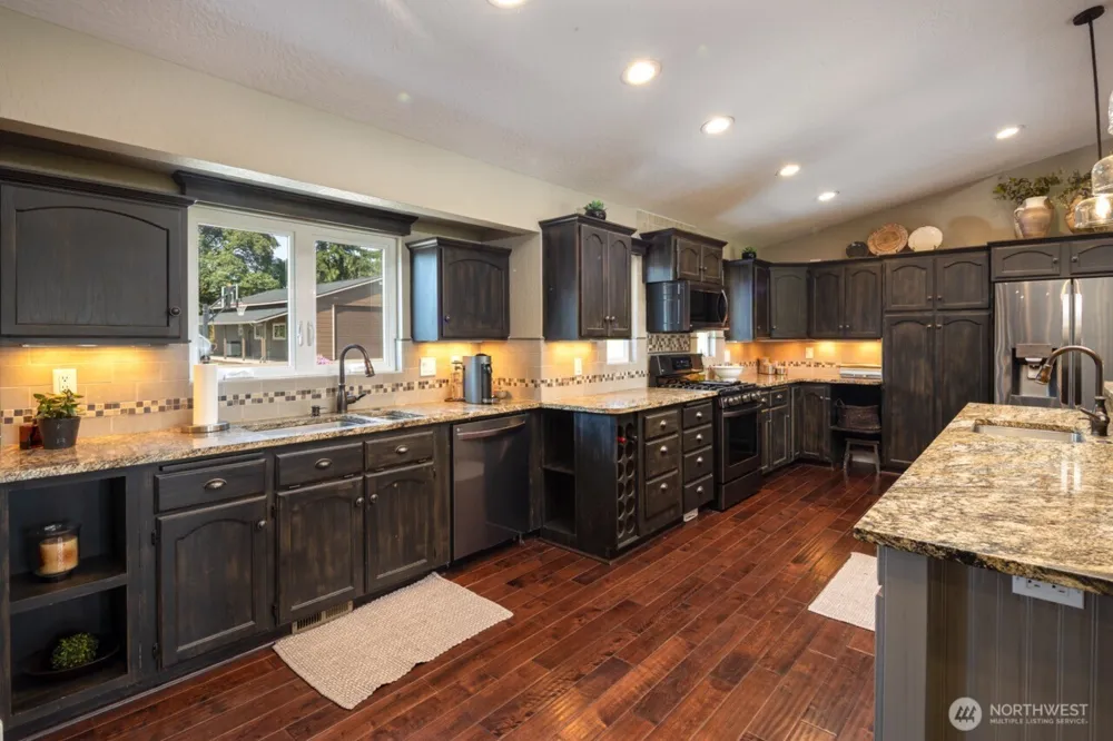 109 Bond Drive Castle Rock, WA 98611