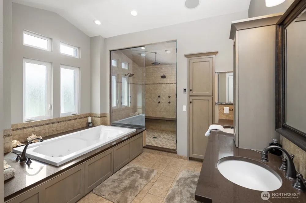109 Bond Drive Castle Rock, WA 98611