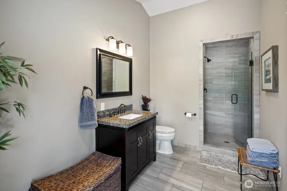 109 Bond Drive Castle Rock, WA 98611
