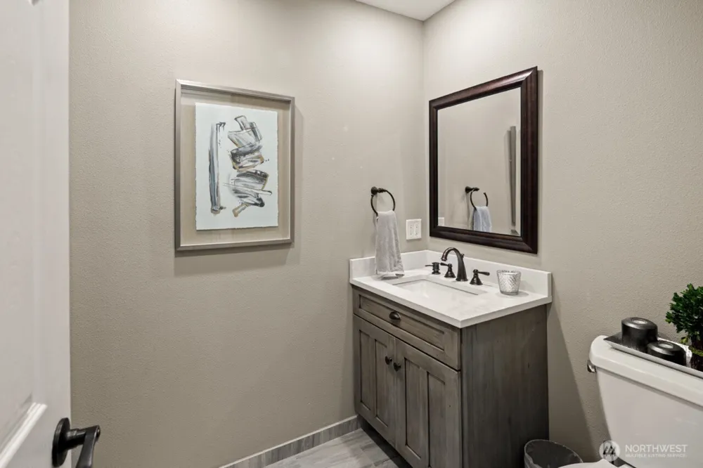 109 Bond Drive Castle Rock, WA 98611