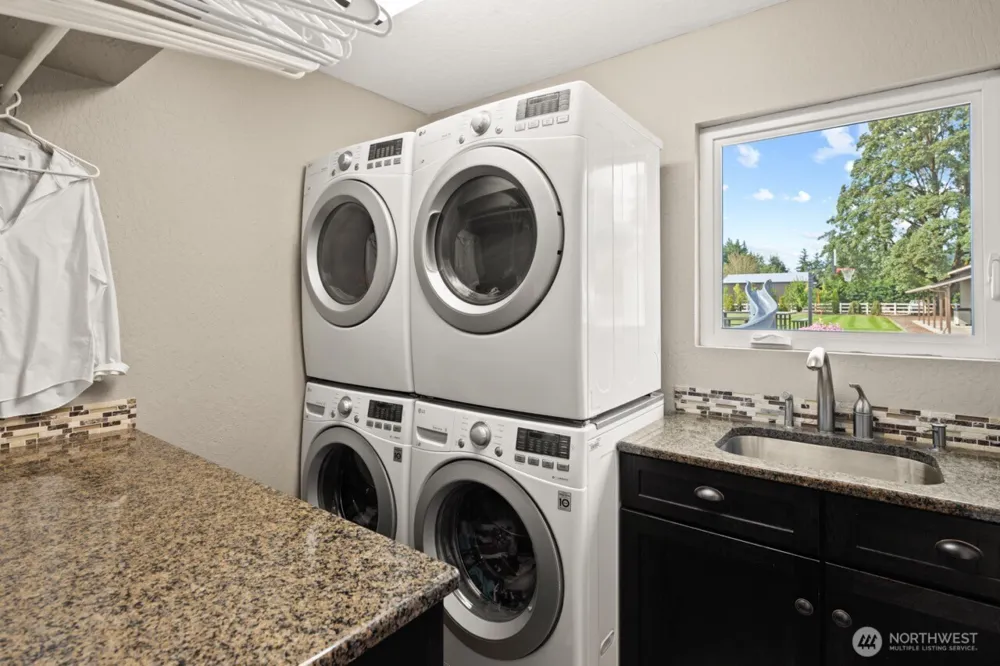 109 Bond Drive Castle Rock, WA 98611
