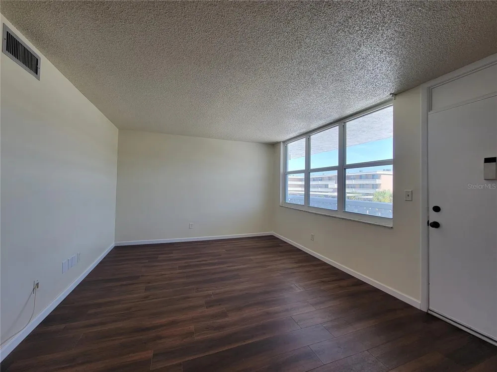 4880 LOCUST STREET NE #235 St Petersburg, FL 33703