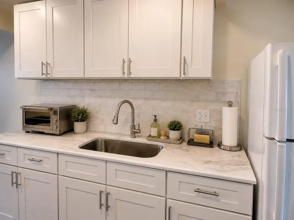 4880 LOCUST STREET NE #235 St Petersburg, FL 33703
