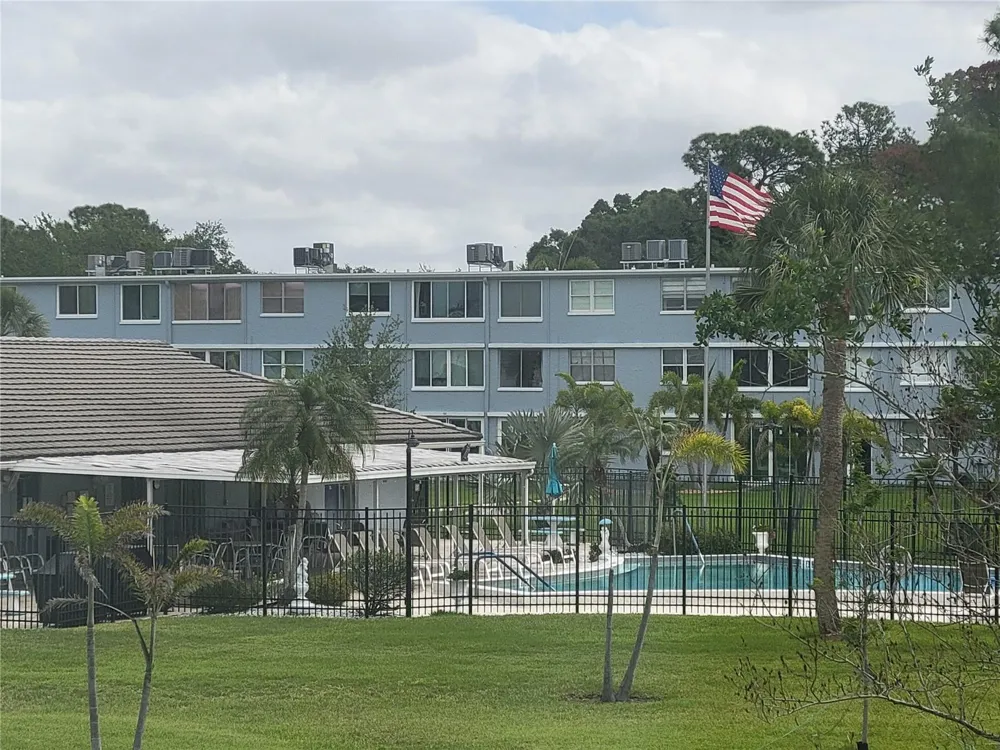 4880 LOCUST STREET NE #235 St Petersburg, FL 33703