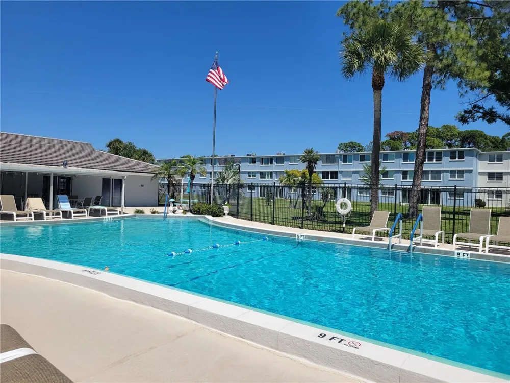 4880 LOCUST STREET NE #235 St Petersburg, FL 33703
