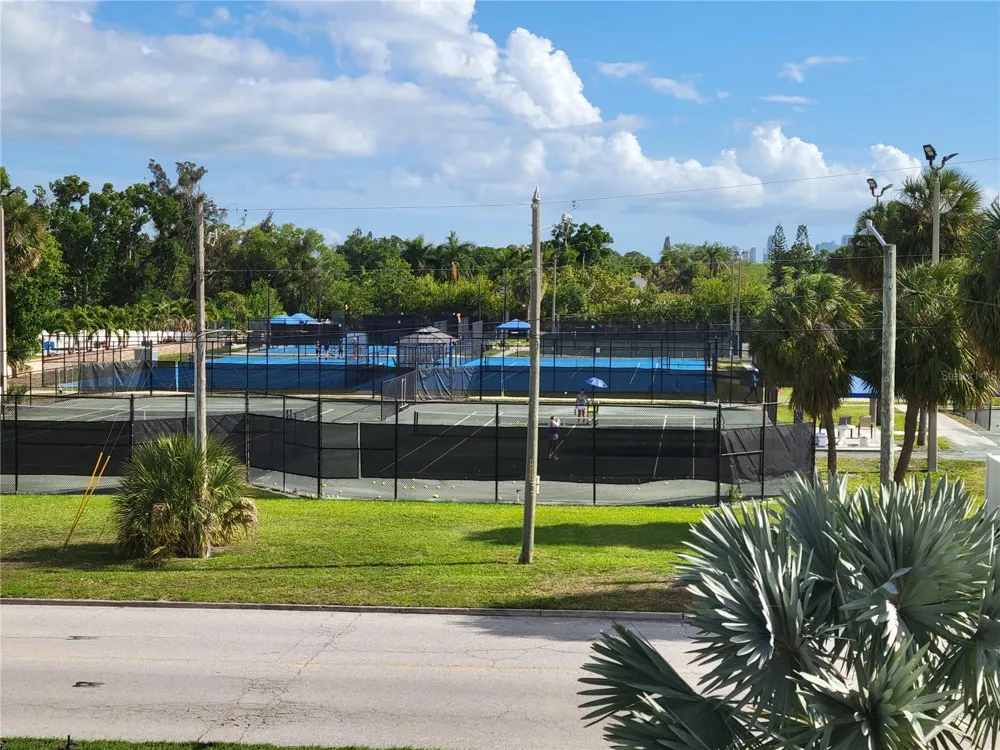 4880 LOCUST STREET NE #235 St Petersburg, FL 33703