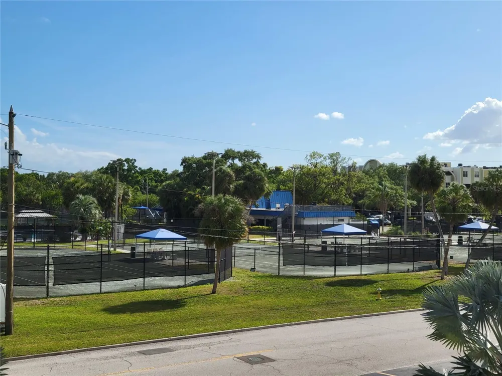 4880 LOCUST STREET NE #235 St Petersburg, FL 33703