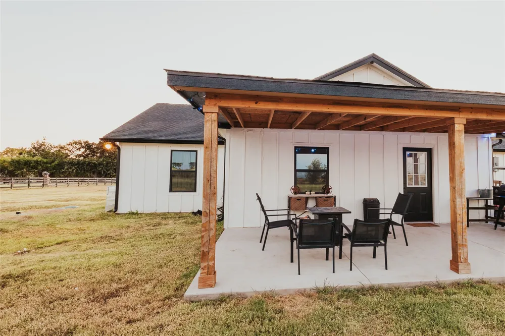 254 Hcr 1450 Covington, TX 76636