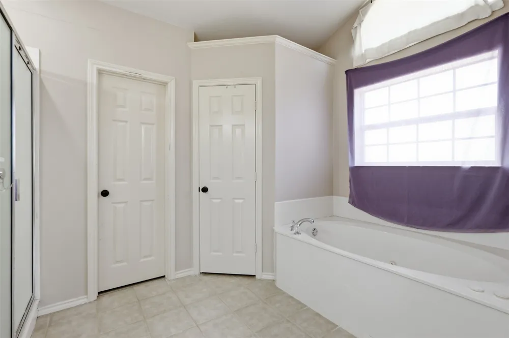 5642 County Road 597 Farmersville, TX 75442