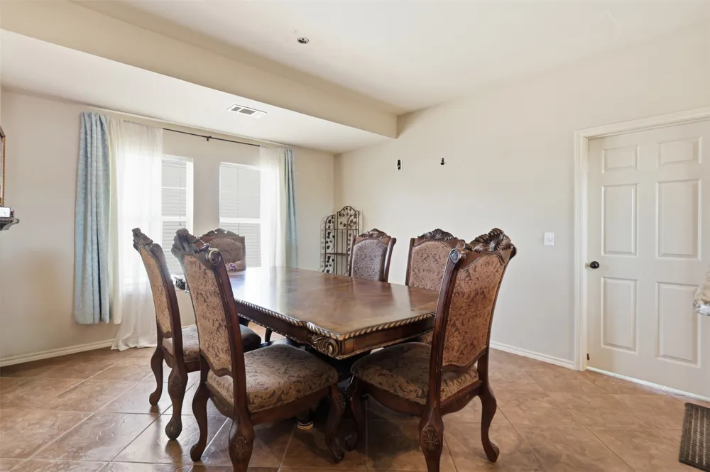 5642 County Road 597 Farmersville, TX 75442