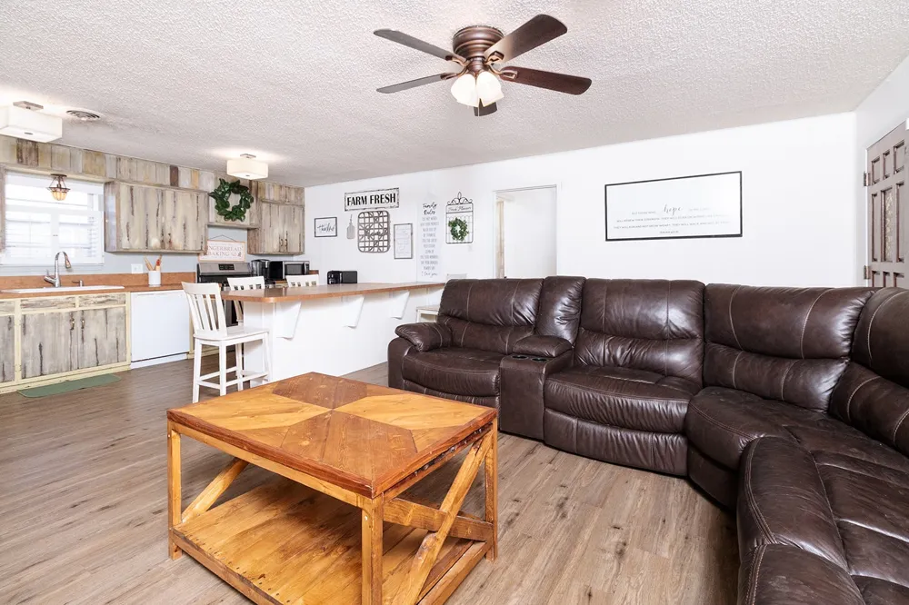 301 W 7th Street Brady, TX 76825