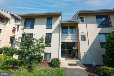 8602 VILLAGE SQUARE DRIVE #C