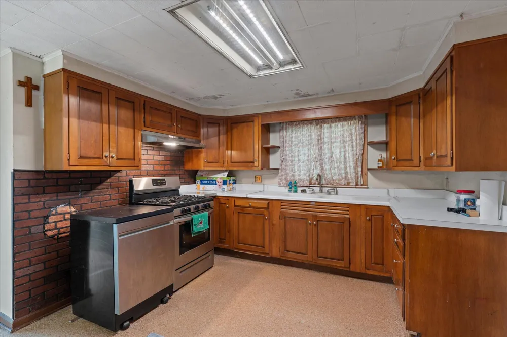 68201 Hess Road Edwardsburg, MI 49112