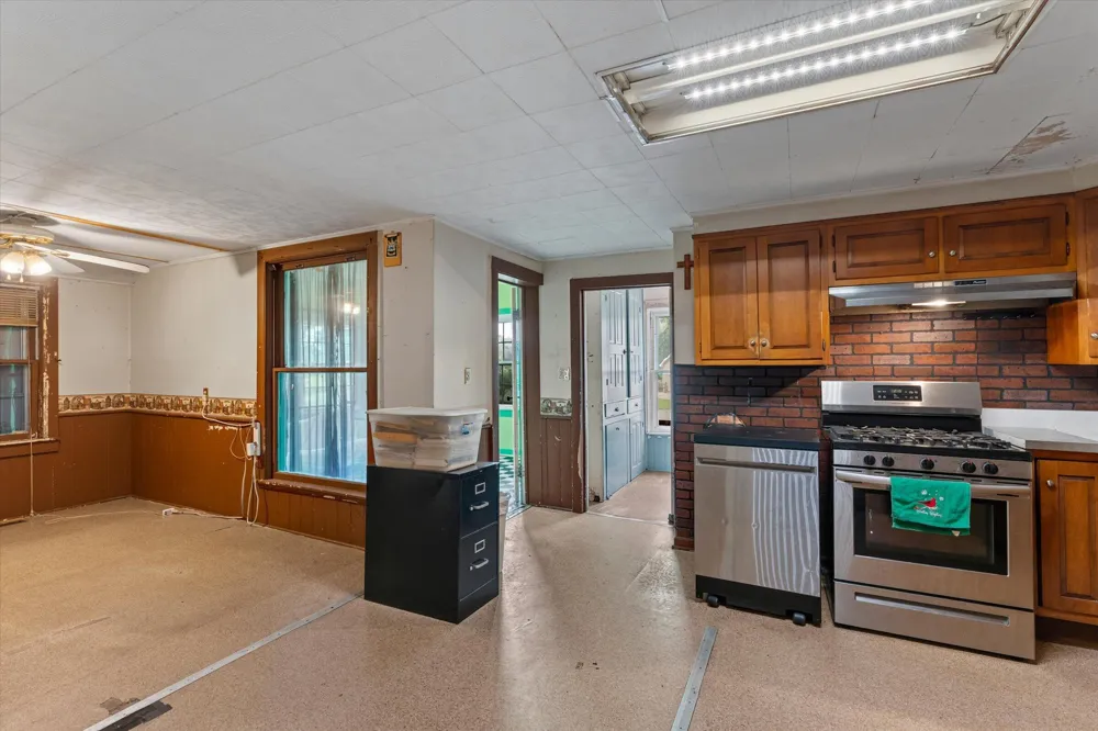 68201 Hess Road Edwardsburg, MI 49112