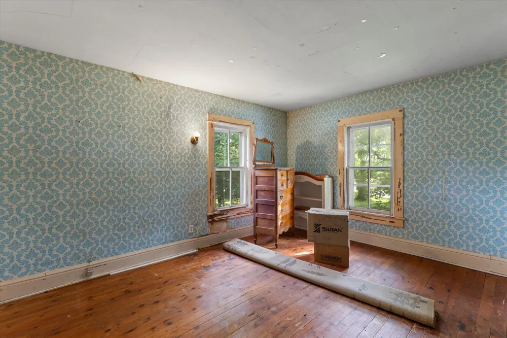 68201 Hess Road Edwardsburg, MI 49112