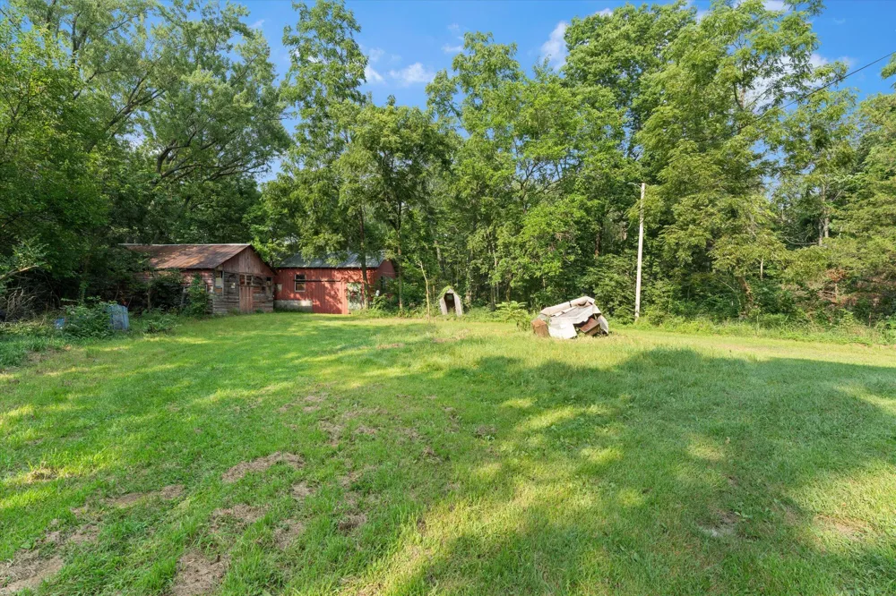 68201 Hess Road Edwardsburg, MI 49112
