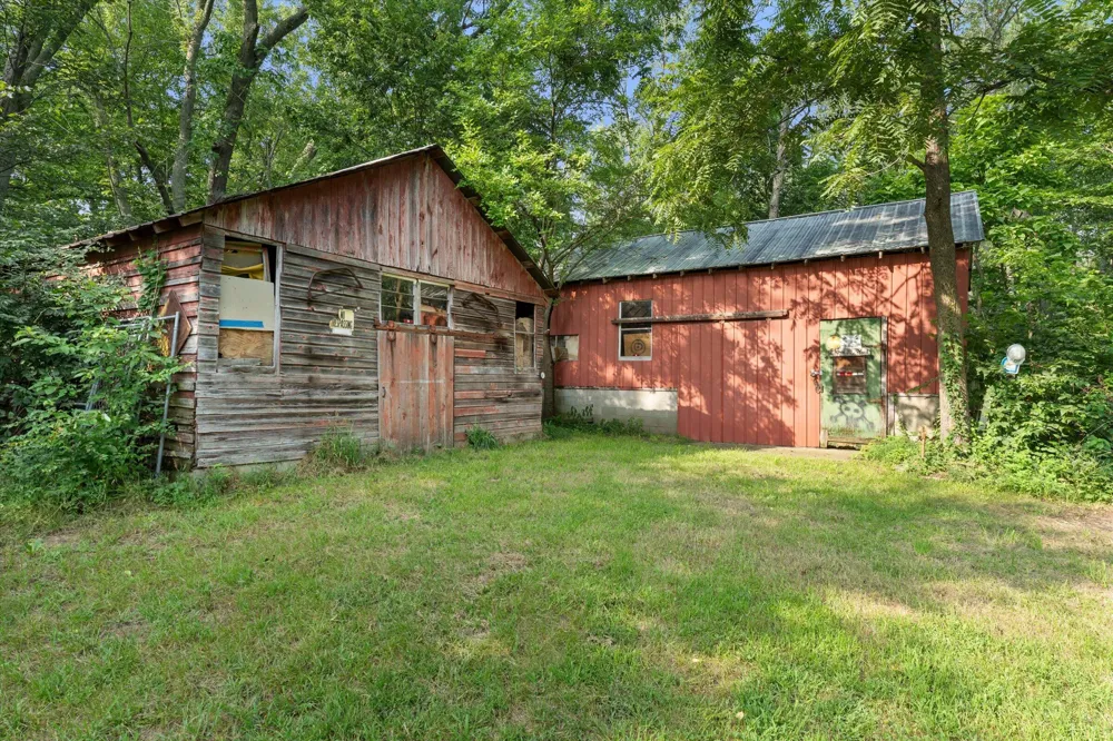 68201 Hess Road Edwardsburg, MI 49112
