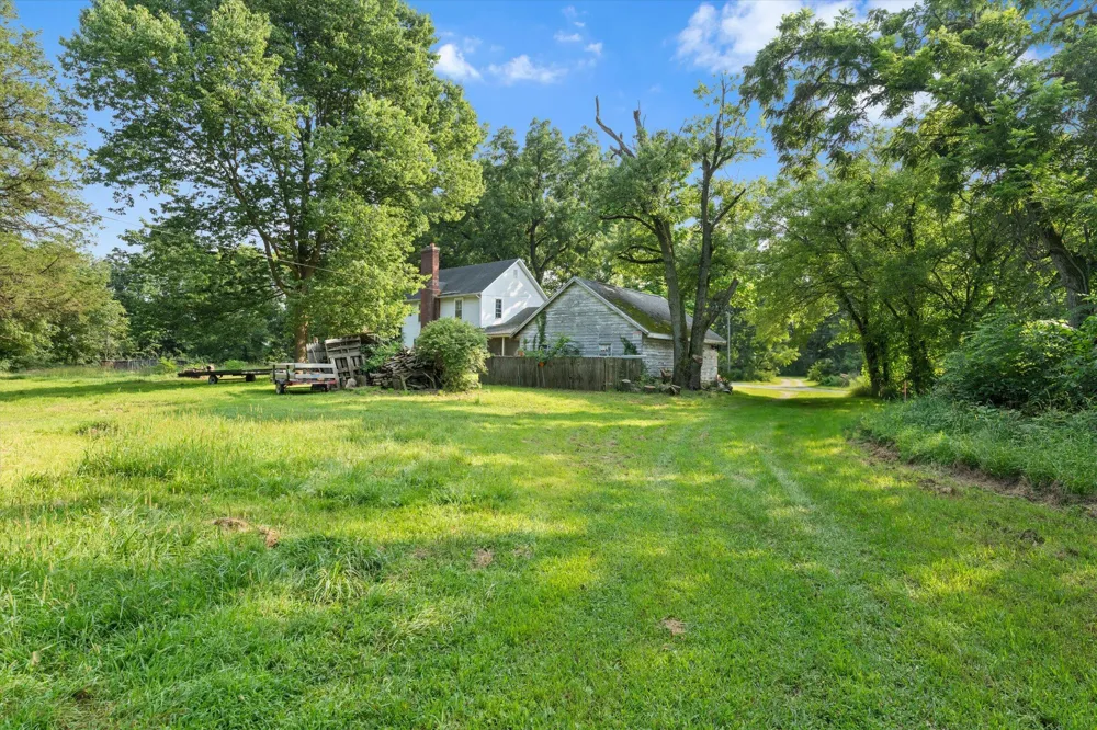 68201 Hess Road Edwardsburg, MI 49112