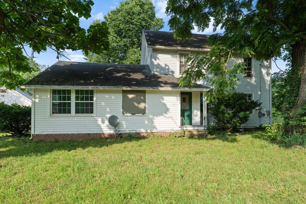68201 Hess Road Edwardsburg, MI 49112