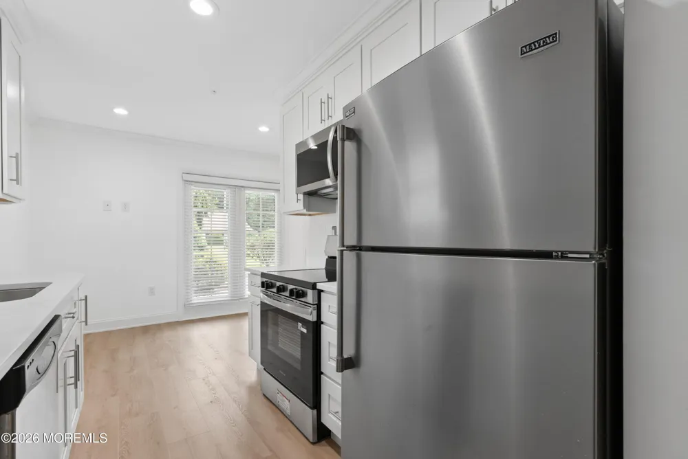 48 Wild Turkey Way #B Manalapan, NJ 07726