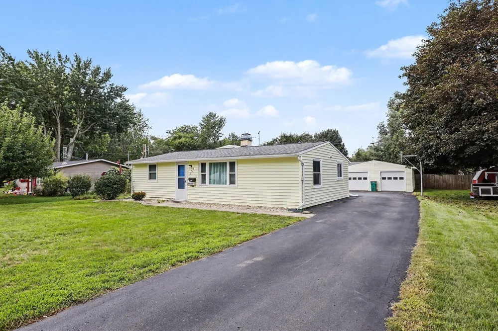 237 24th Street Springfield City, MI 49037