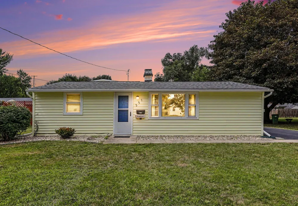 237 24th Street Springfield City, MI 49037