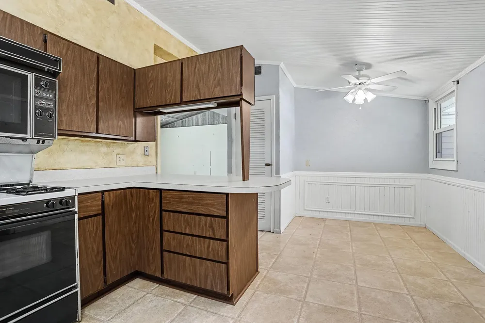 237 24th Street Springfield City, MI 49037