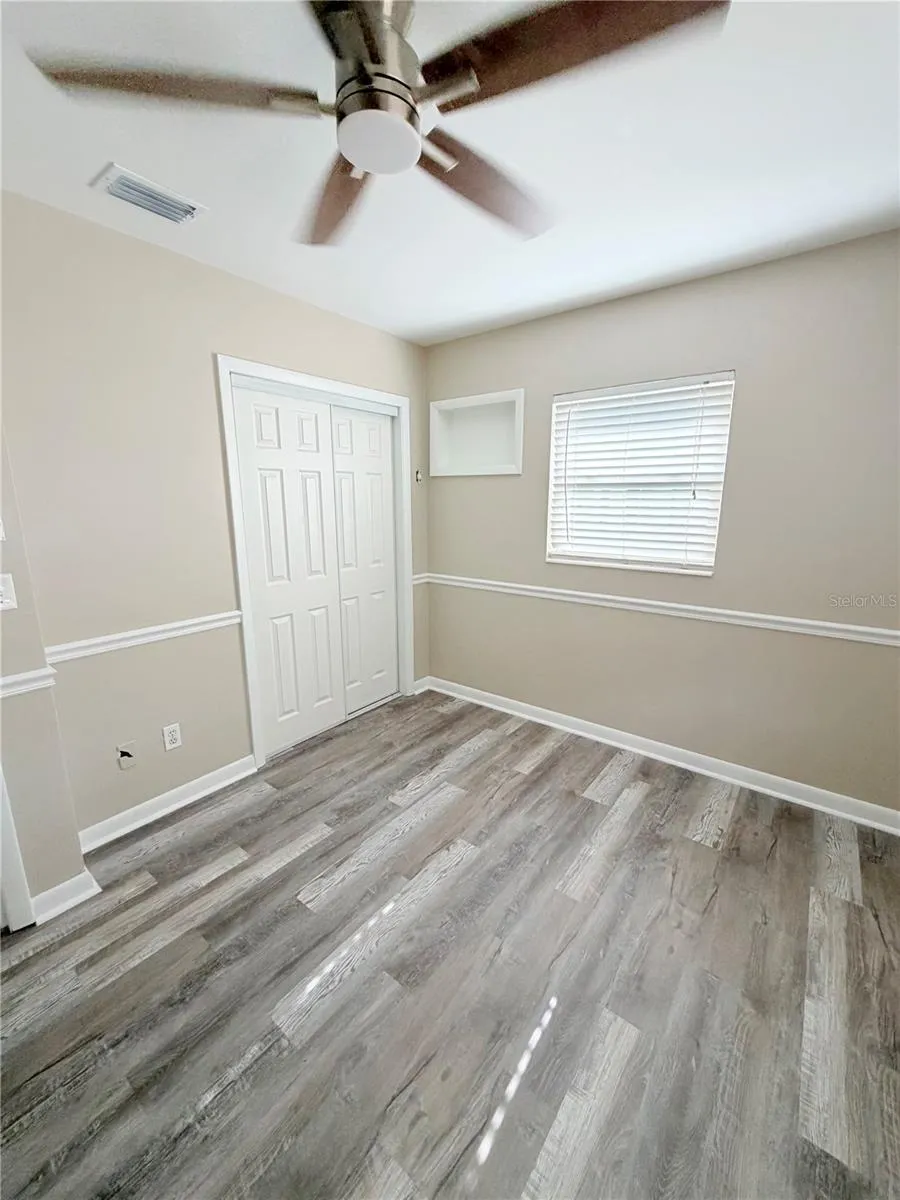 8068 23RD AVENUE St Petersburg, FL 33710
