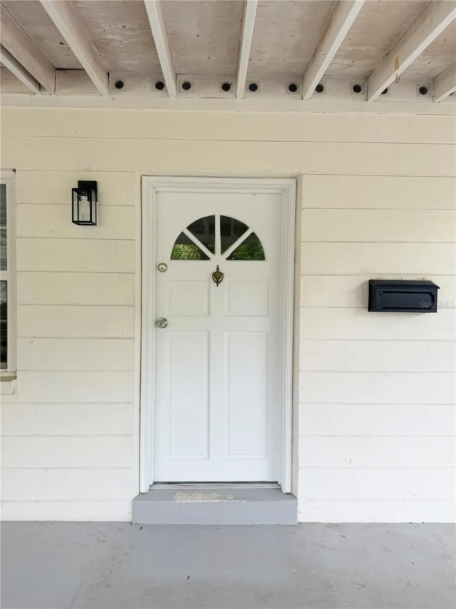 8068 23RD AVENUE St Petersburg, FL 33710