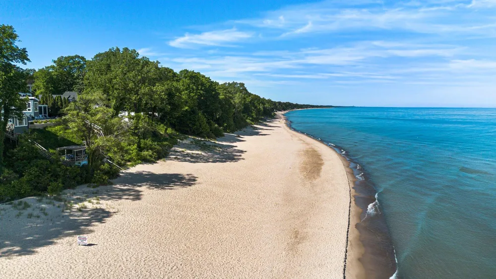 16040 Lakeshore Road Union Pier, MI 49129