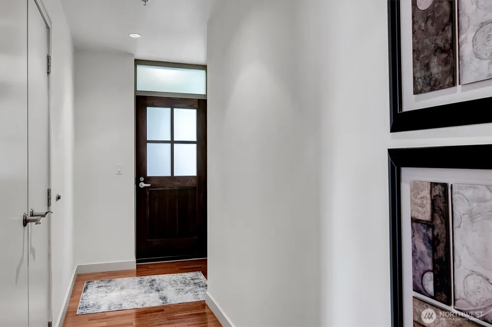 10610 NE 9th Place #400 Bellevue, WA 98004