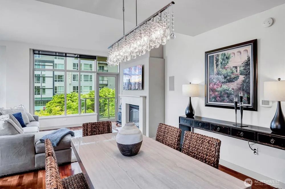 10610 NE 9th Place #400 Bellevue, WA 98004