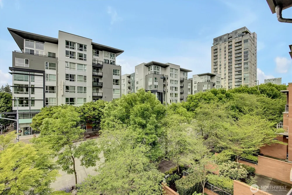 10610 NE 9th Place #400 Bellevue, WA 98004