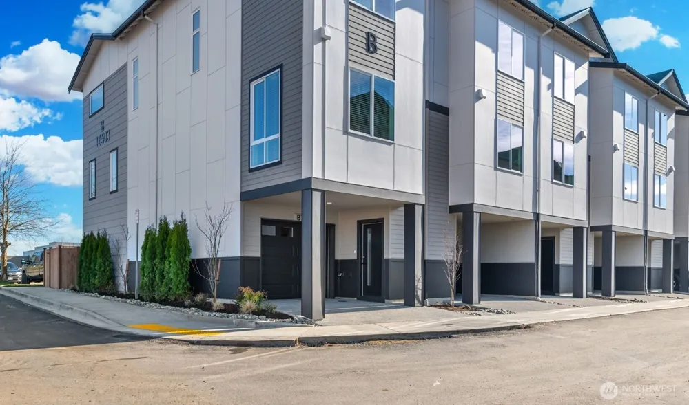16503 13th Avenue W #B9 Lynnwood, WA 98087