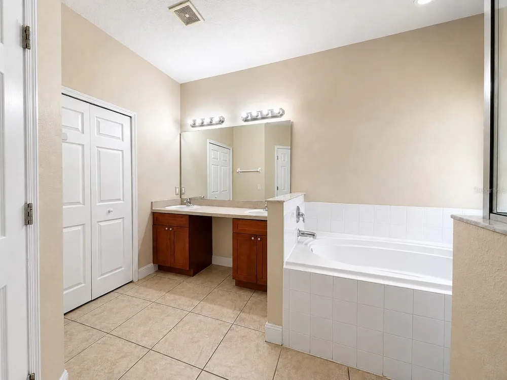 114 WINCHESTER LANE Haines City, FL 33844