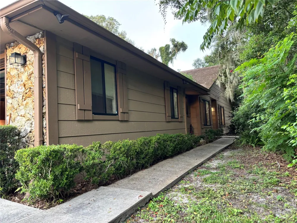 110 SILVER BOW TRAIL Deland, FL 32724
