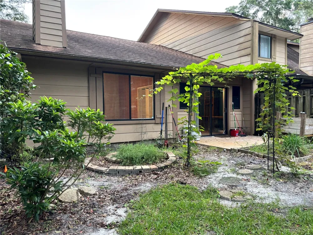 110 SILVER BOW TRAIL Deland, FL 32724