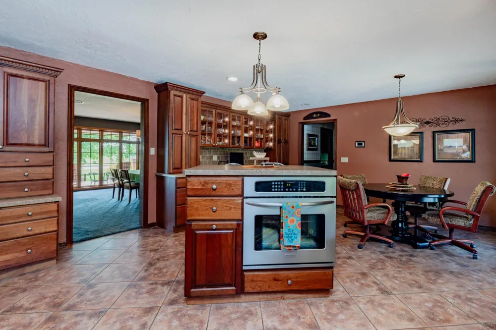 8005 HWY 32 Gwinner, ND 58040