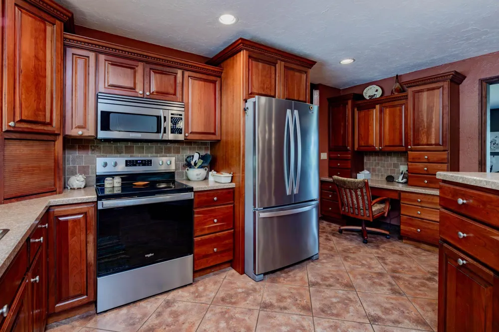 8005 HWY 32 Gwinner, ND 58040