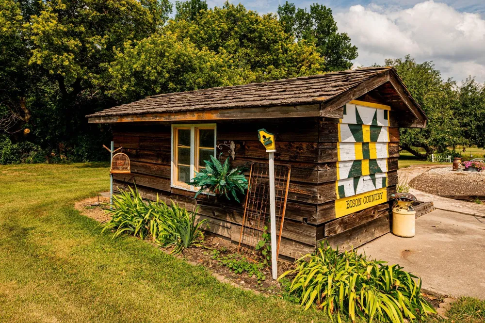 8005 HWY 32 Gwinner, ND 58040