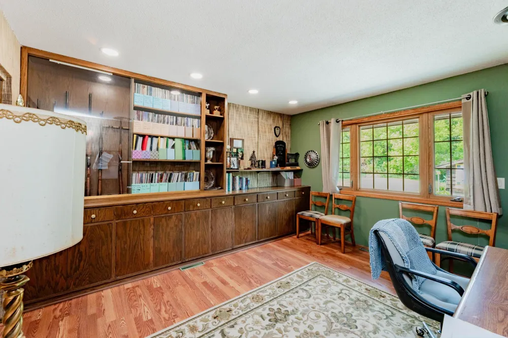 8005 HWY 32 Gwinner, ND 58040