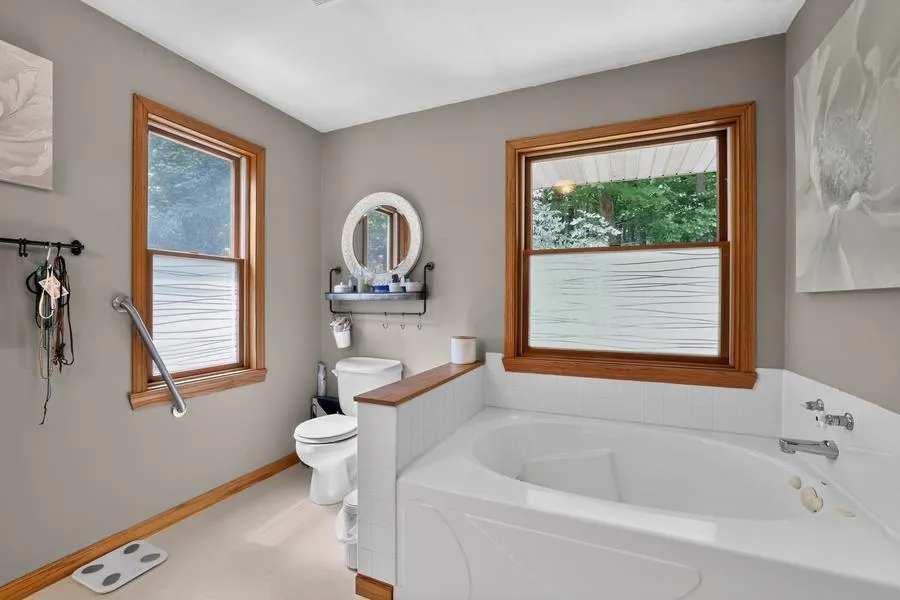 35259 53rd Avenue Cannon Falls, MN 55009