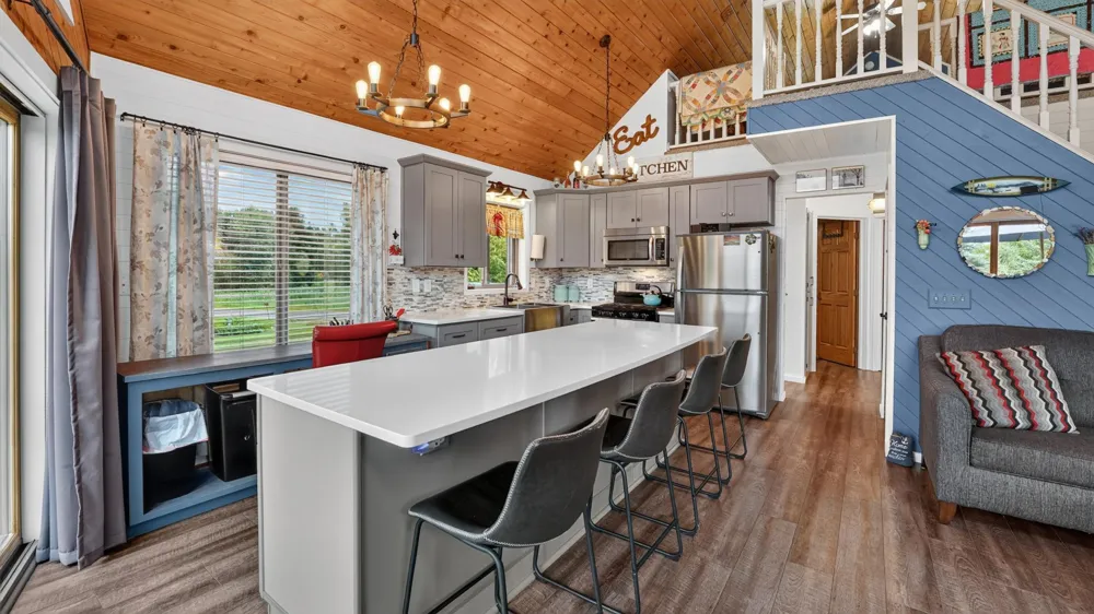 28531 Bay Shore Drive NW Isanti, MN 55040