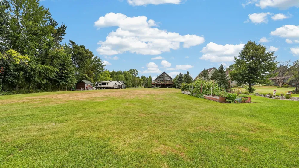 28531 Bay Shore Drive NW Isanti, MN 55040