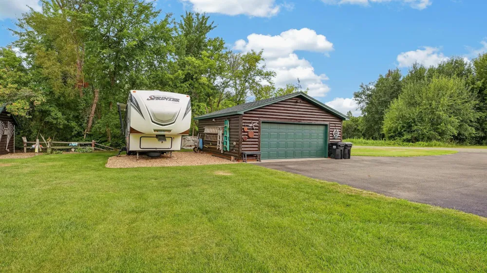 28531 Bay Shore Drive NW Isanti, MN 55040