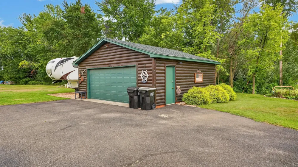28531 Bay Shore Drive NW Isanti, MN 55040