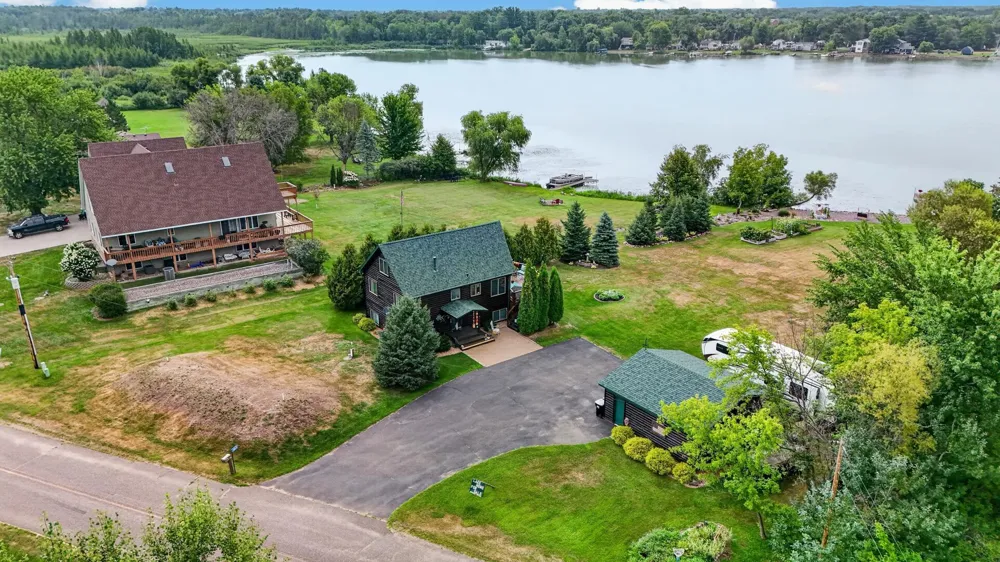 28531 Bay Shore Drive NW Isanti, MN 55040