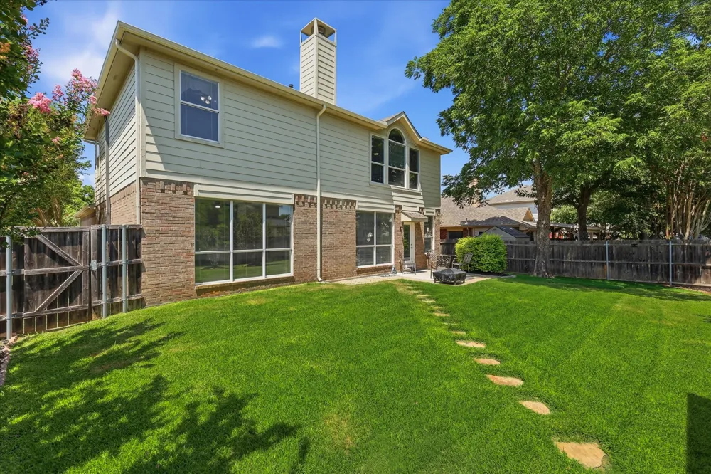 2112 Loon Lake Road Denton, TX 76210